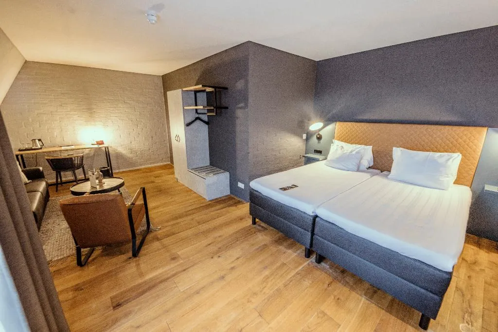 SUITE STANDARD Room, Leonardo Hotel Lelystad City Center, Amsterdam
