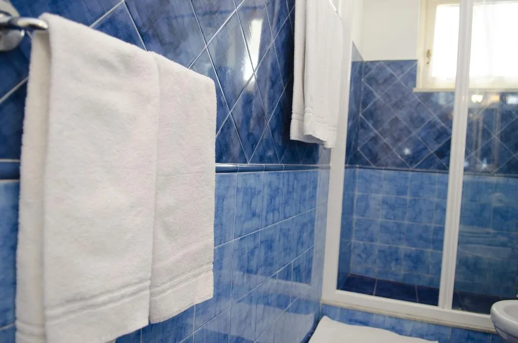 DOUBLE STANDARD Room, Il Pertuso, Naples