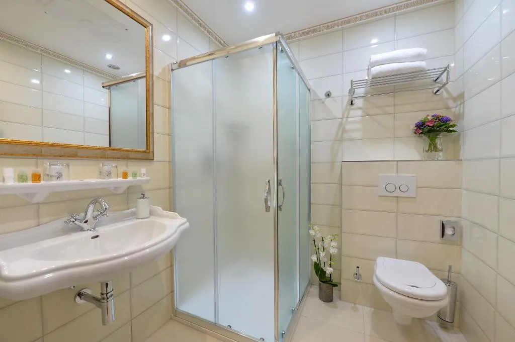 DOUBLE QUEEN SIZE BED Room, Hastal Hotel Prague Old Town, Prague