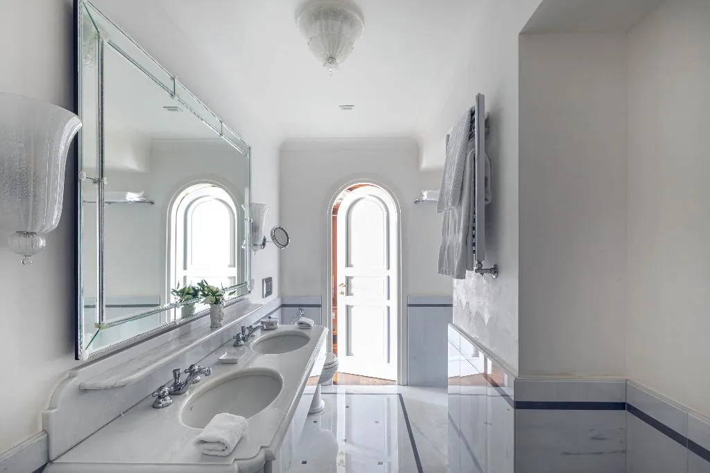 JUNIOR SUITE PREMIUM Room, Grand Hotel Timeo, A Belmond Hotel, Taormina, Taormina