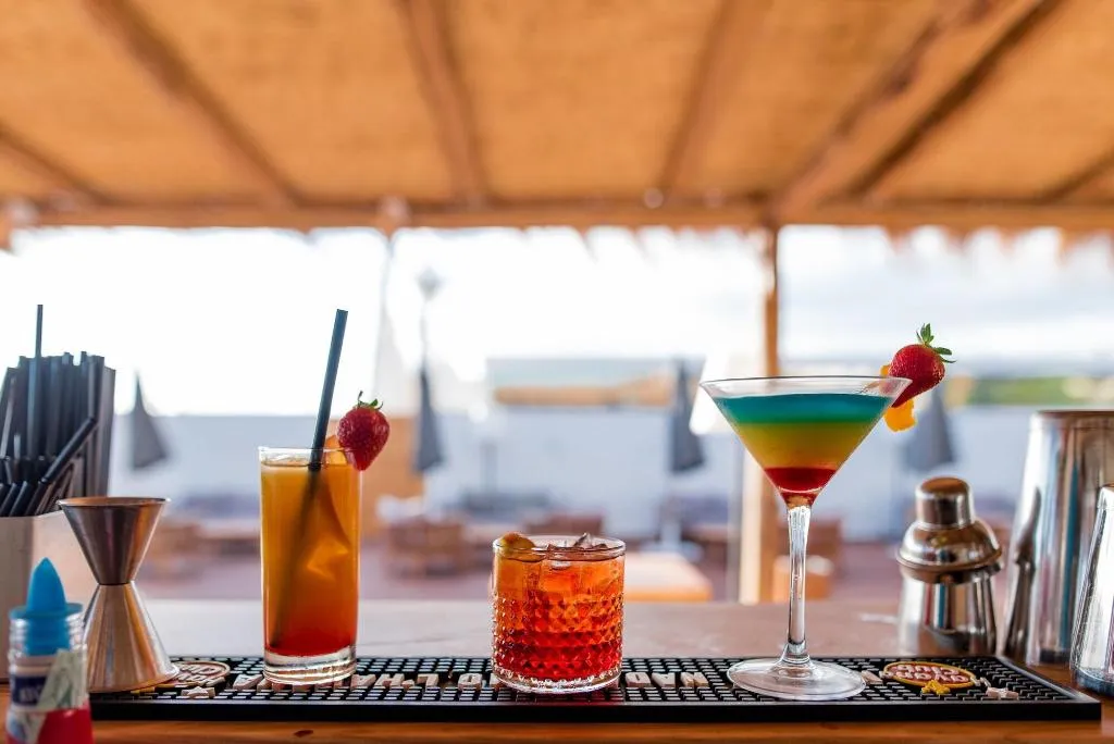 Sports and Entertainment, Cumeja Beach Club & Hotel, Naples