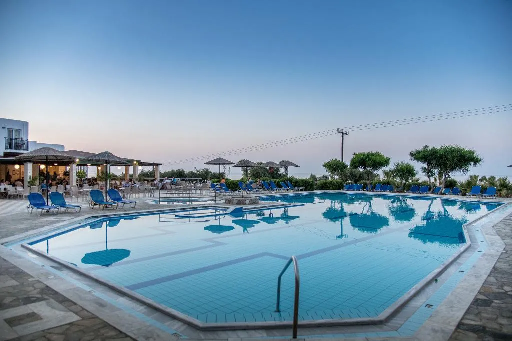 Pool, Semiramis Village, Crete
