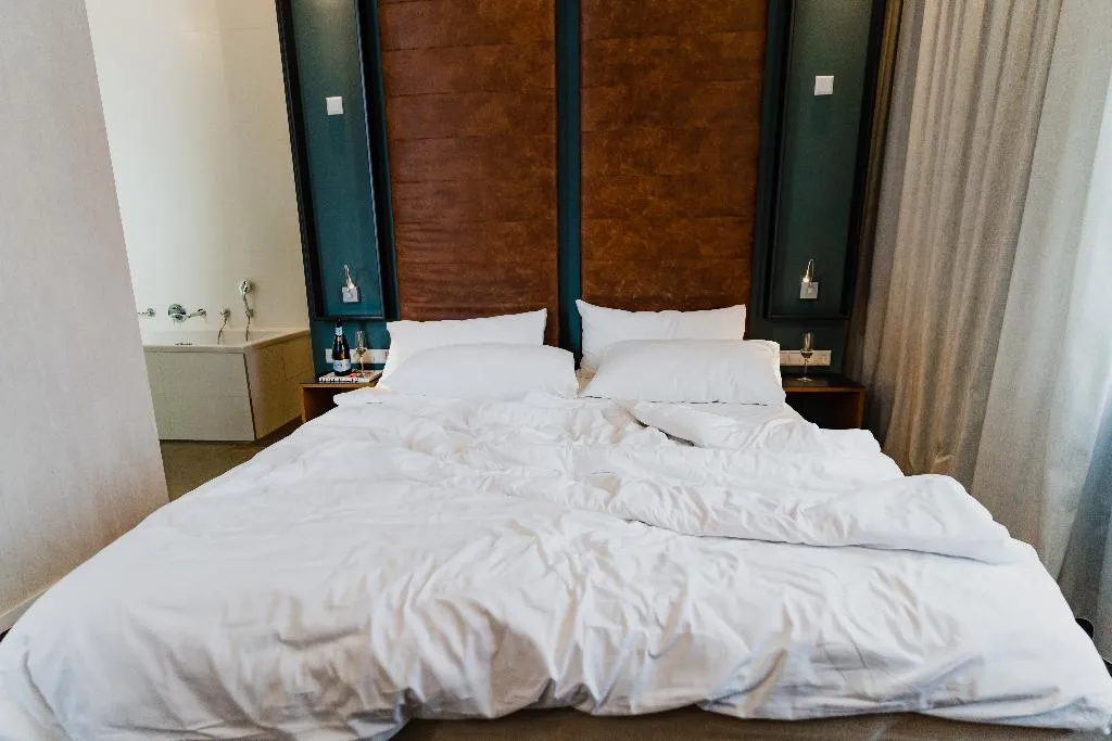 DOUBLE STANDARD Room, Hotel De Hallen, Amsterdam