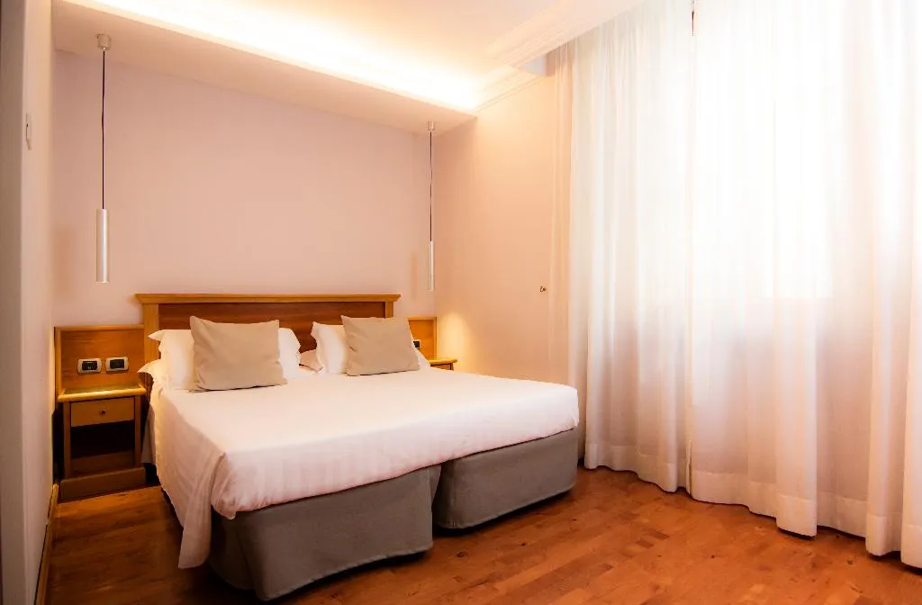 DOUBLE STANDARD Room, Giolli Nazionale, Rome