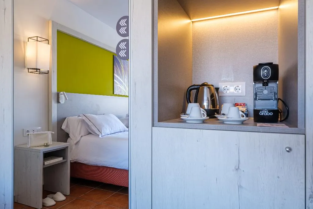 DOUBLE SINGLE USE CLUB Room, Oassium Hotel at Estival Park, Costa Brava