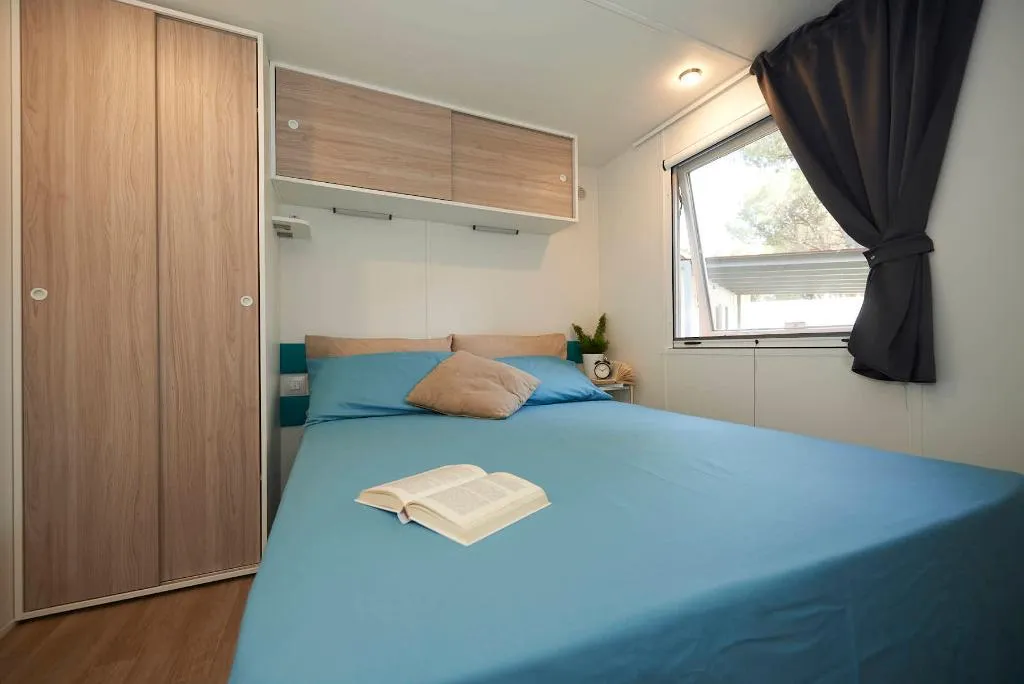 MOBILE HOME CAPACITY 5 Room, Baia Domizia Camping Village, Naples