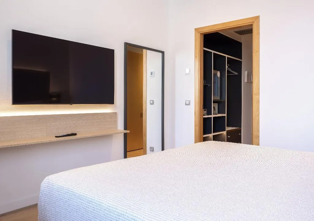 Double or Twin STANDARD Room, Innside Barcelona Aeropuerto, Barcelona