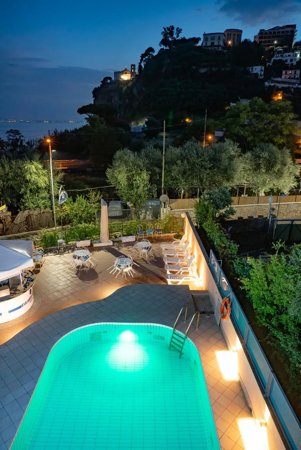 Pool, Eden Bleu, Naples