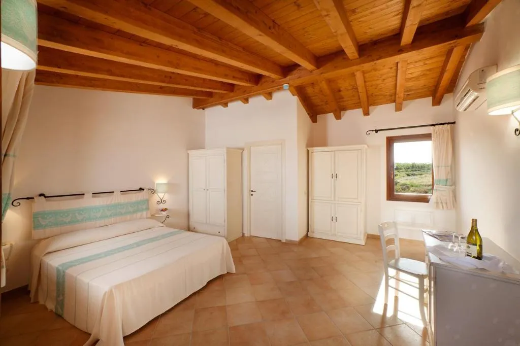 QUADRUPLE STANDARD Room, Borgo Dei Pescatori, Olbia