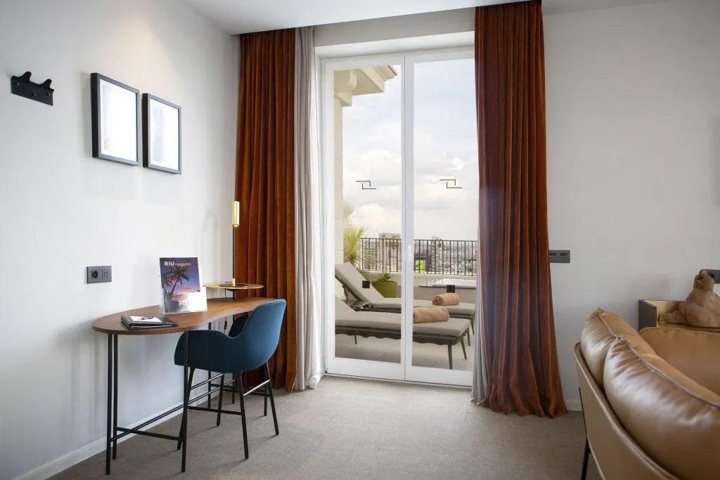 SUITE Presidential Room, Hotel Riu Plaza España, Madrid
