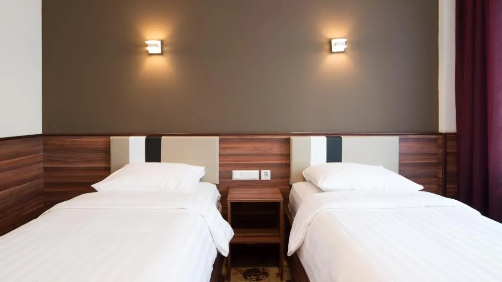 TWIN STANDARD Room, Kings Court, Amsterdam