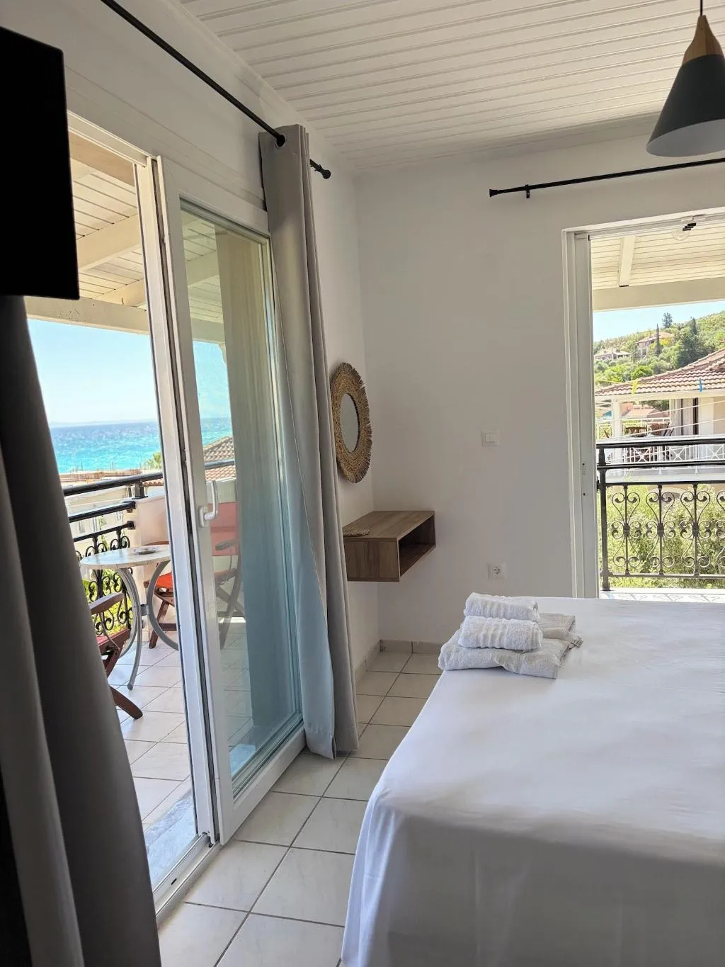 Room, Vaso Alykanas Studios, Zante