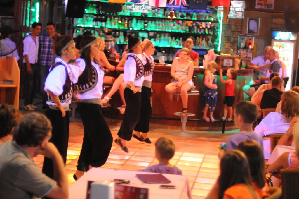 Sports and Entertainment, Rosy Apart, Dalaman