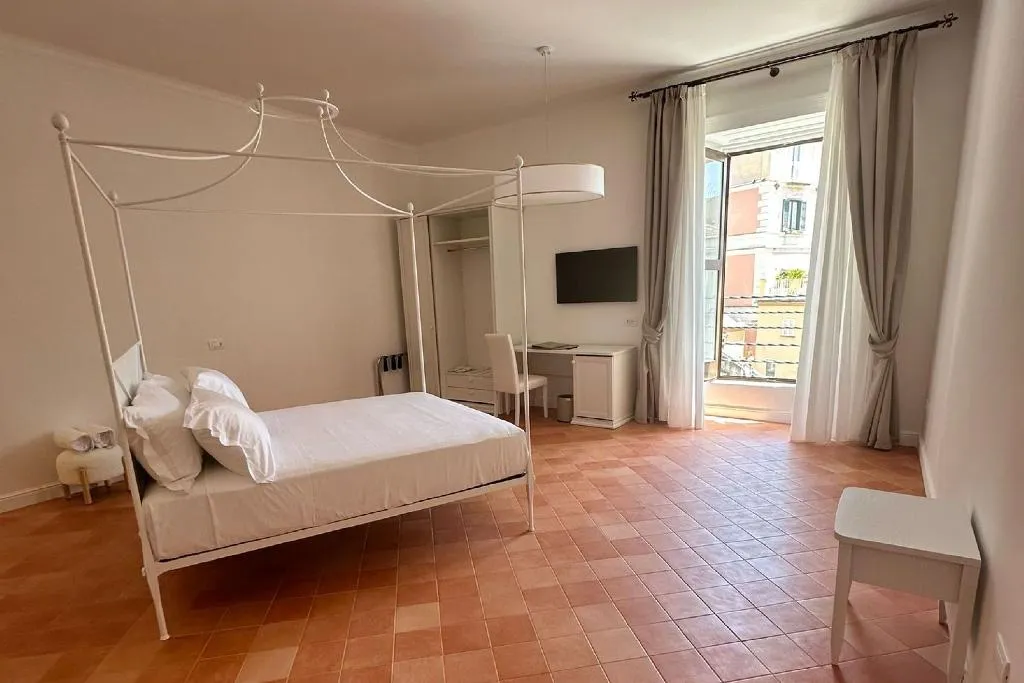 JUNIOR SUITE CLASSIC Room, D'amalfi Hospitality, Naples