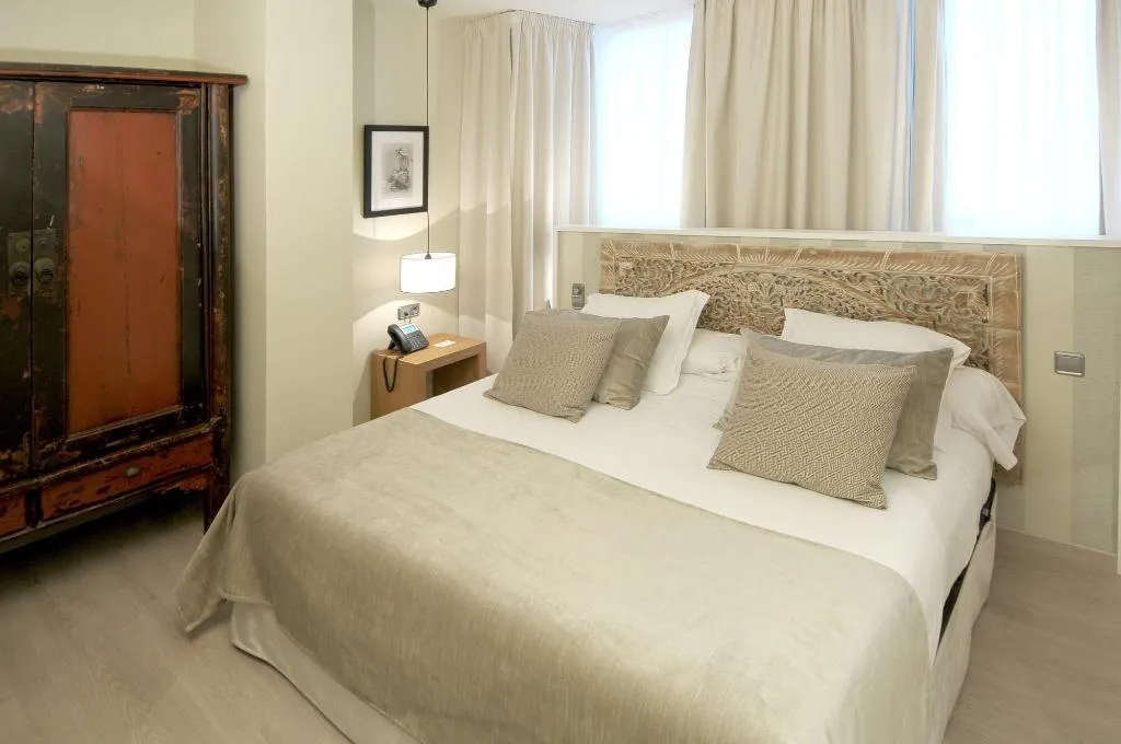 Room, Serennia Exclusive Rooms, Barcelona