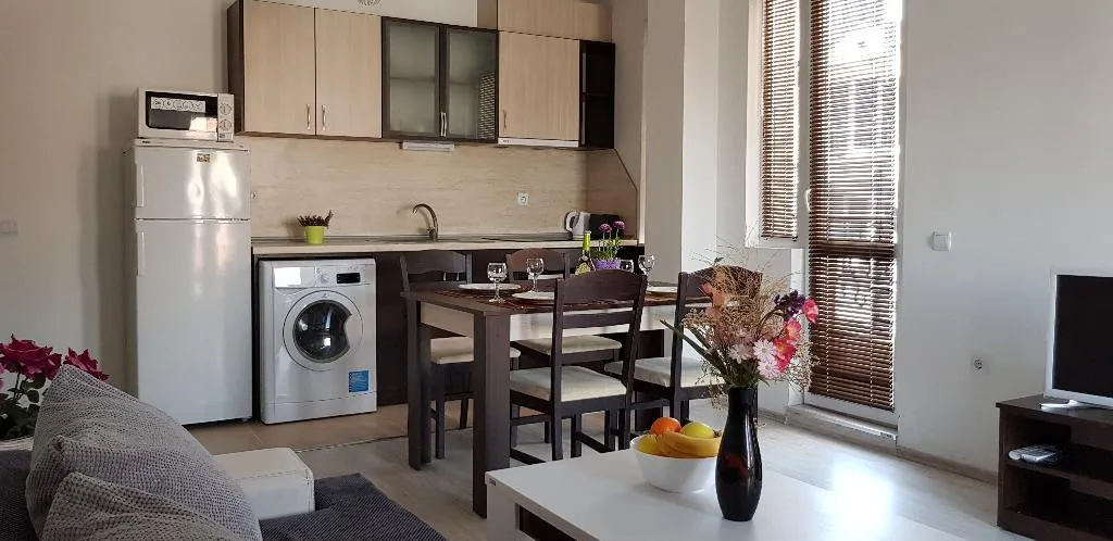 APARTMENT TWO BEDROOMS Room, Vintegra, Bourgas