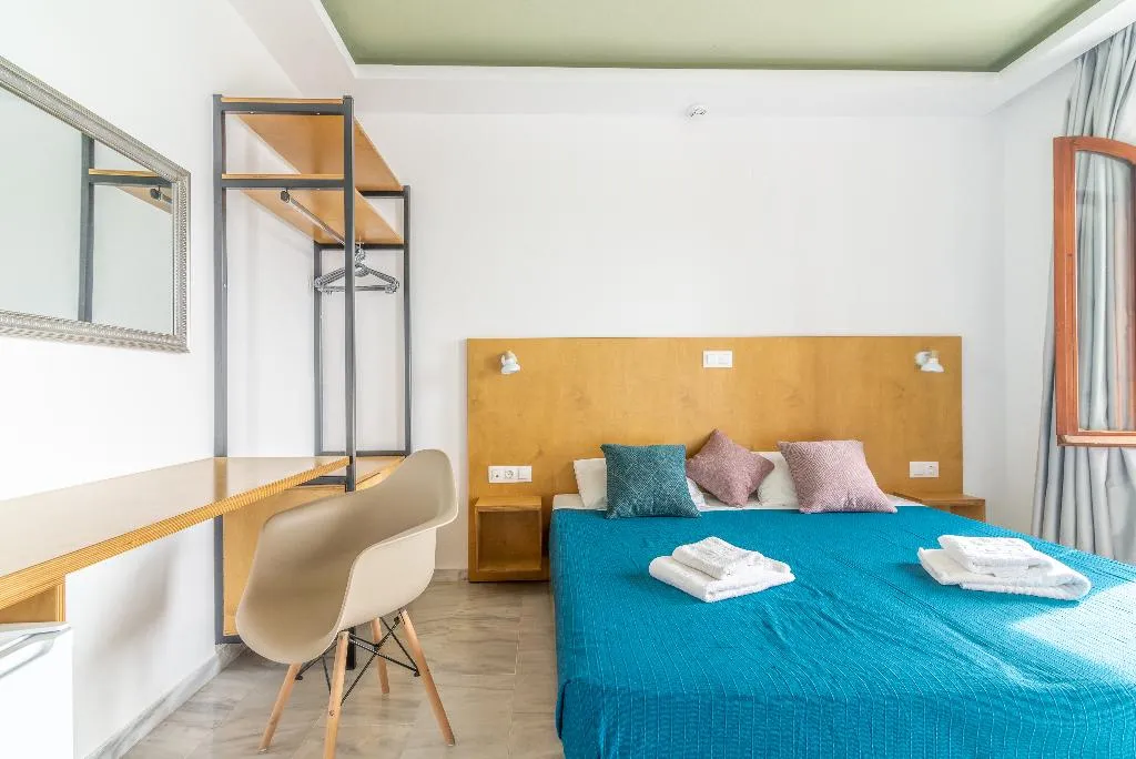 DOUBLE TWO BEDS Room, Prince Of Lillies, Crete