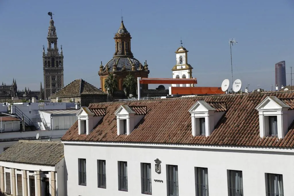General view, Rey Alfonso X, Seville