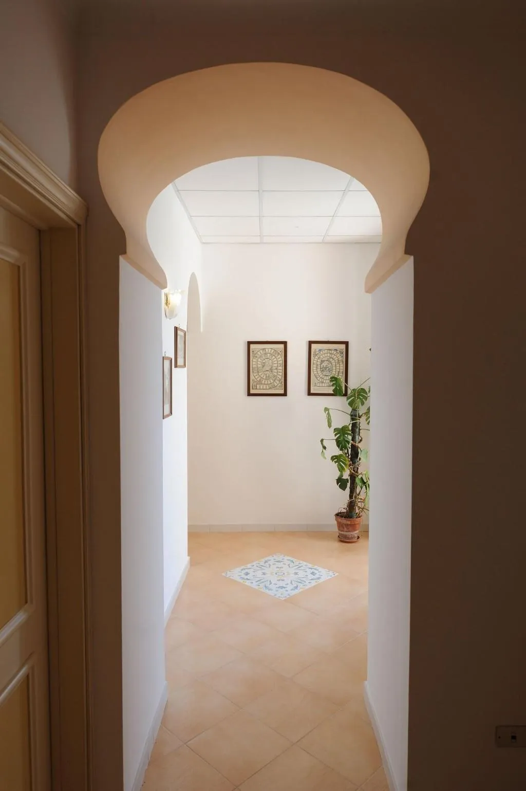 TWIN PARTIAL OCEAN VIEW Room, La Bussola, Naples