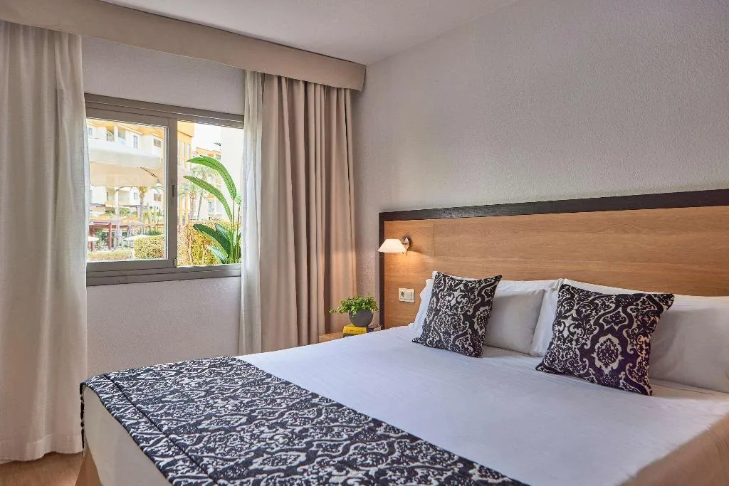 Room, Zafiro Tropic, Majorca