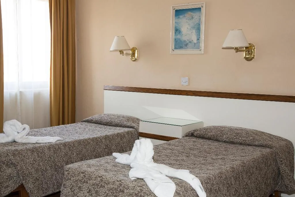 APARTMENT TWO BEDROOMS Room, The Bugibba Hotel, Malta
