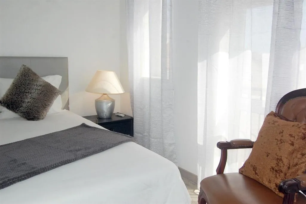 Room, Suites Inn Lagos, Algarve