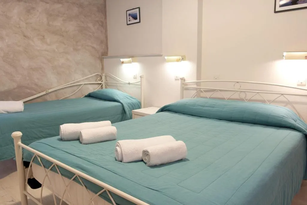 Room, Anatoli Hotel, Santorini
