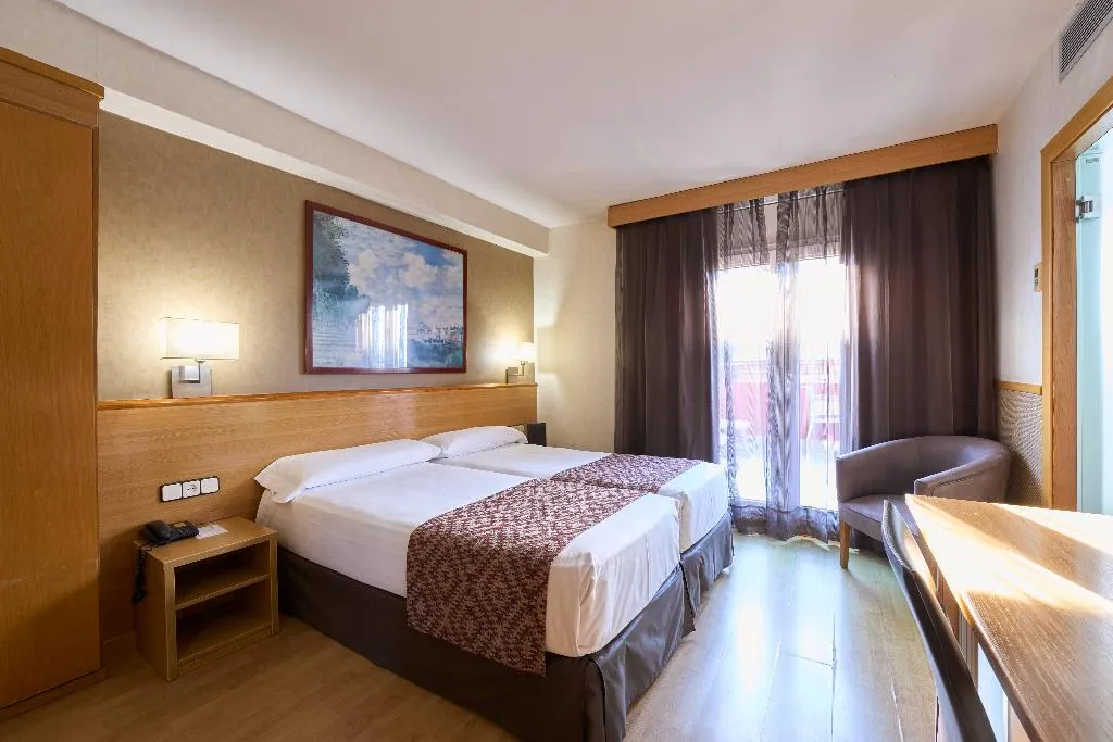 Double or Twin WITH TERRACE Room, Catalonia Park Güell, Barcelona