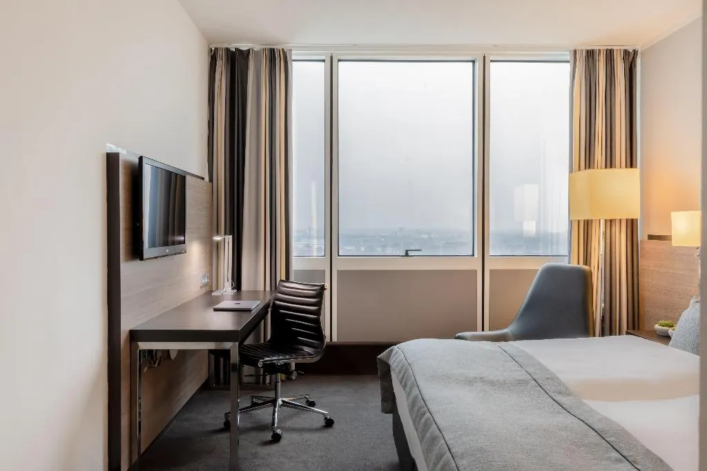 DOUBLE QUEEN SIZE BED Room, Garner Hotel Berlin - Spandau, Berlin