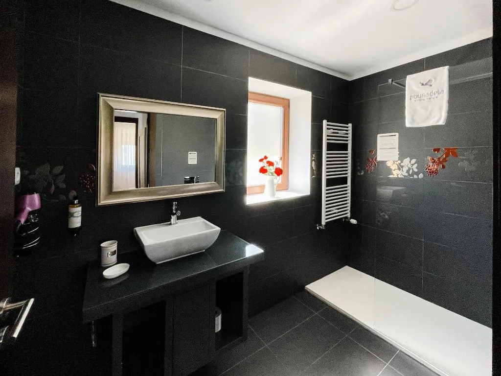 Room, Pousadela Village, Porto