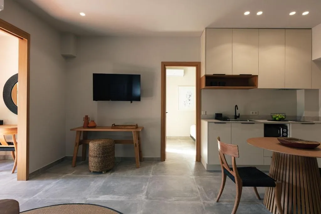 Room, Chapter 02 Gallery Suites, Crete