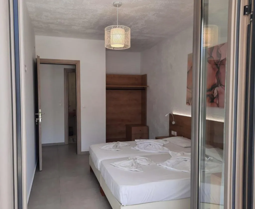 FAMILY ROOM GARDEN VIEW ONE BEDROOM Room, Neon Hotel, Crete