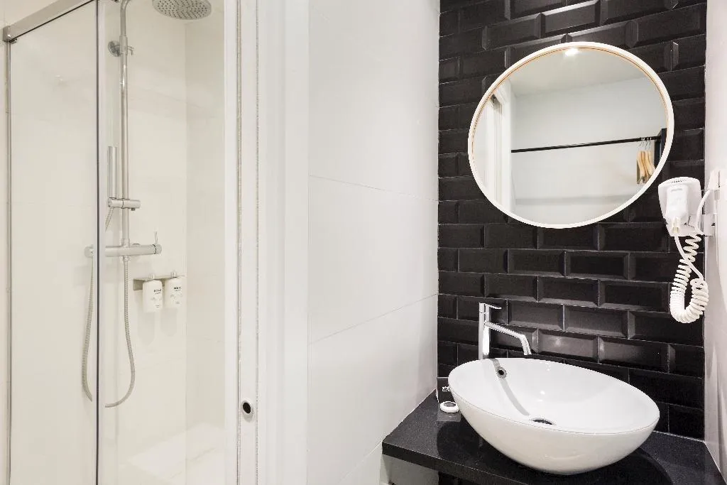 DOUBLE STANDARD Room, Acta bcn 40, Barcelona