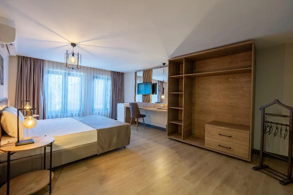 SUITE TWO DOUBLE BEDS NON SMOKING Room, Leliko Suites, Antalya