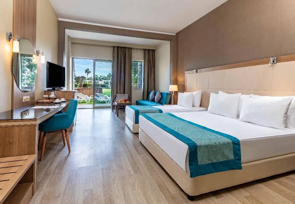 QUADRUPLE CLASSIC Room, Kaya Side Hotel, Antalya