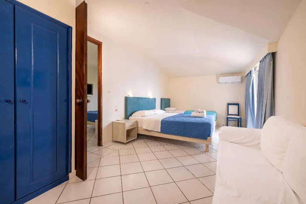 FAMILY ROOM STANDARD Room, Porto Koukla Beach Hotel, Zante