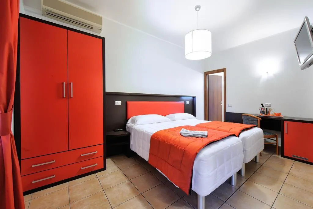 General view, Hotel Al Corso, Milan