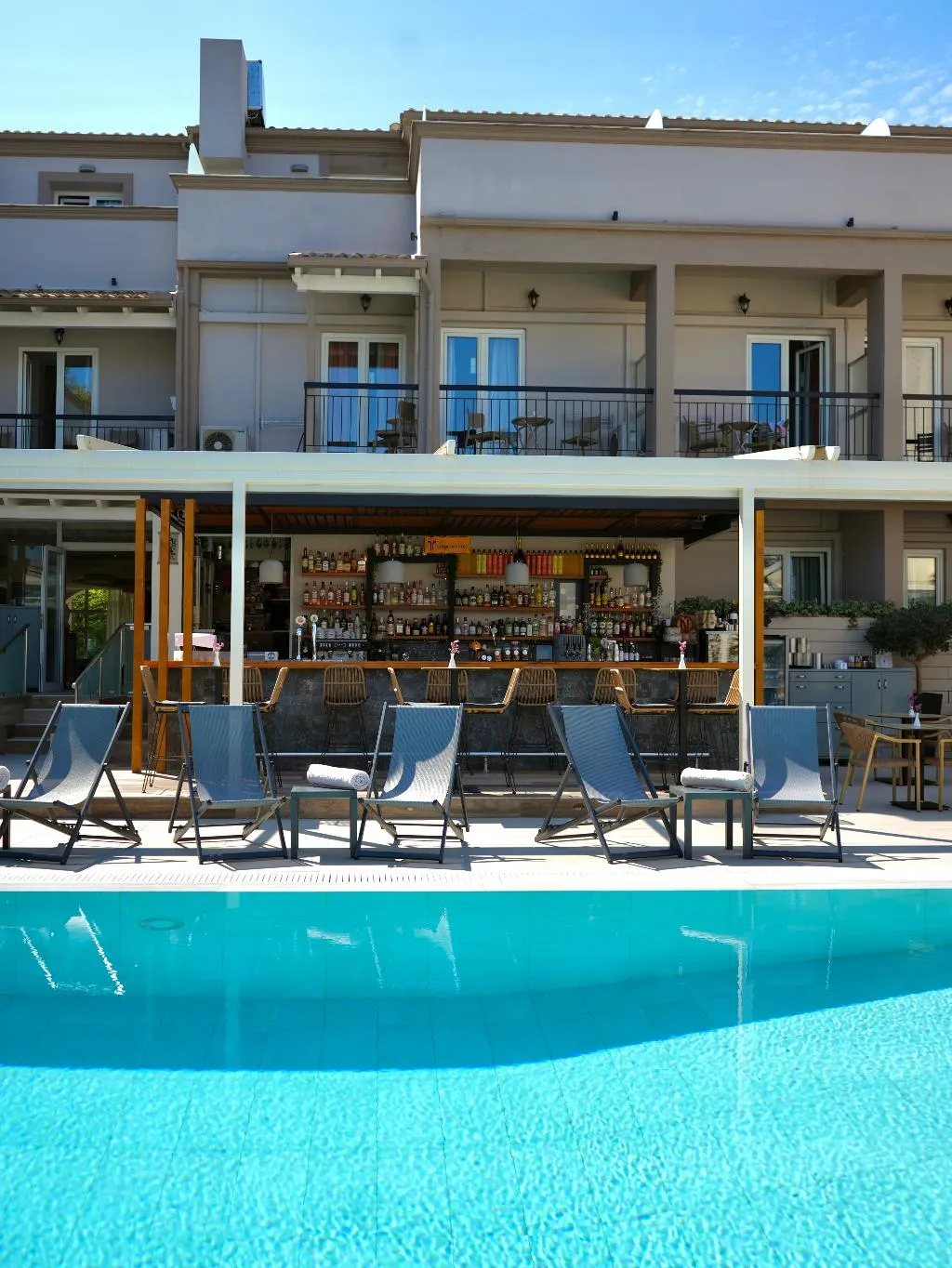 Pool, Telesilla, Corfu