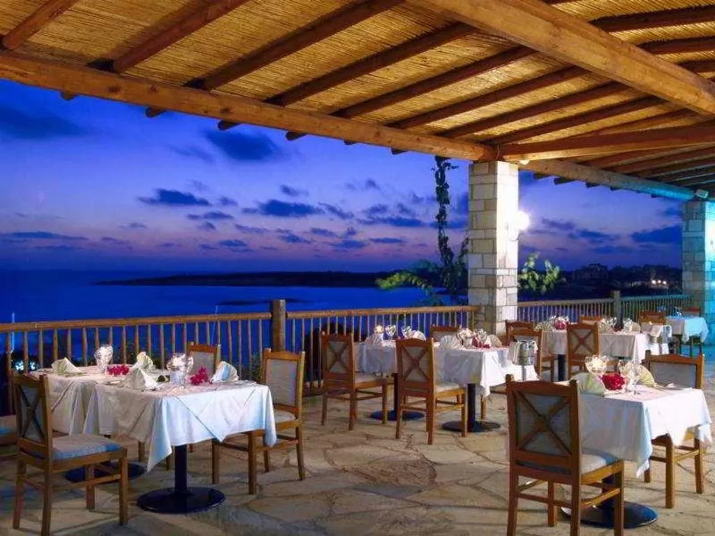 Restaurant, Coral Beach Hotel and Resort, Cyprus