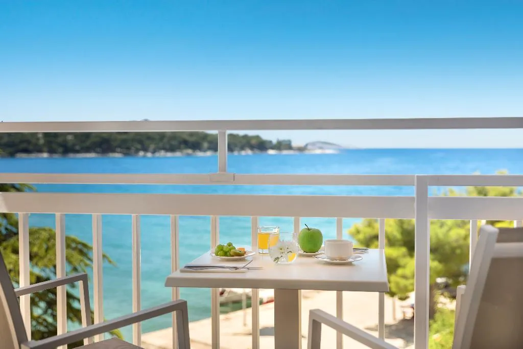 TWIN SEA VIEW WITH BALCONY Room, Remisens hotel Epidaurus, Dubrovnik