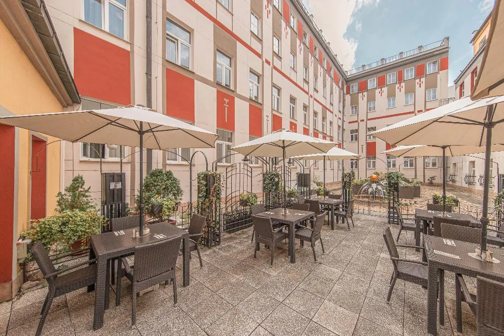 Restaurant, Hotel Meteor Plaza Prague, Prague