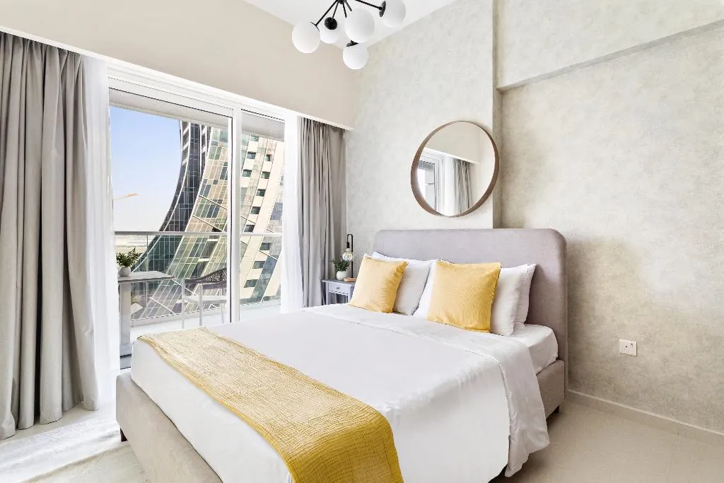 Room, Vera Residences, Dubai