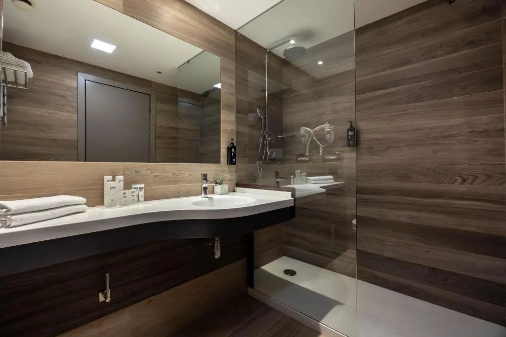 DOUBLE SUPERIOR Room, iH Hotels Milano Lorenteggio, Milan