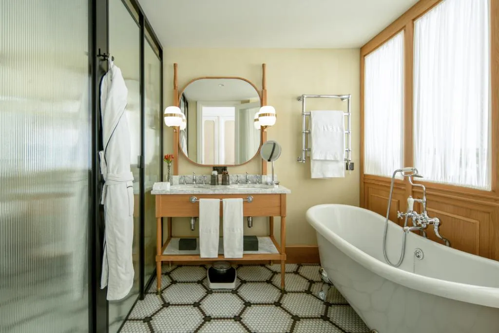 SINGLE PREMIUM WITH VIEWS Room, Bless Hotel Madrid, a member of The Leading Hotels, Madrid