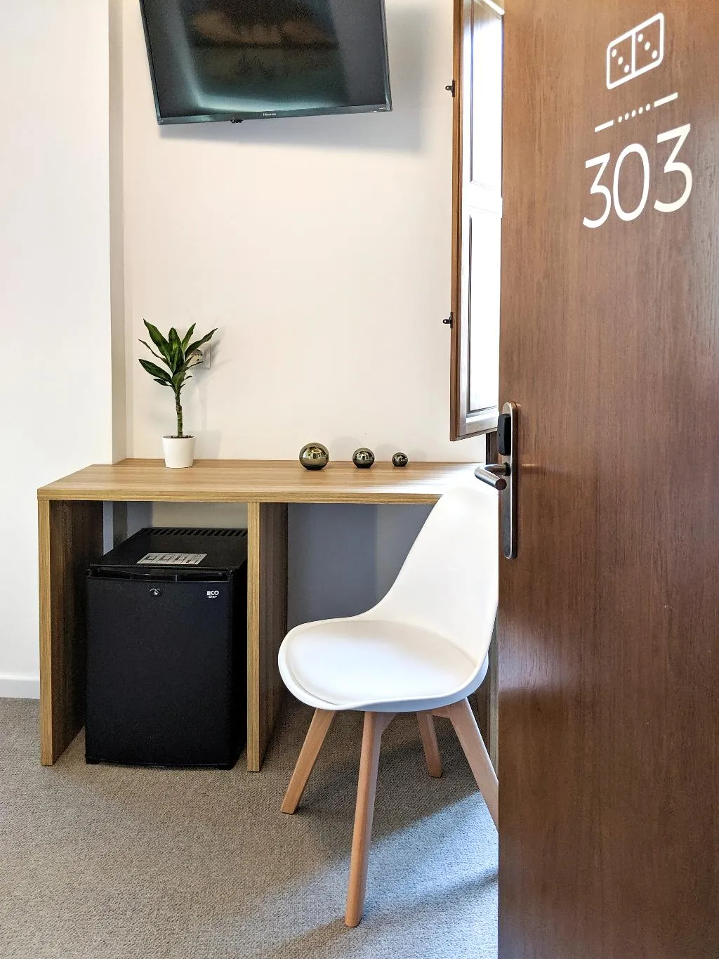 SINGLE STANDARD Room, Original Domino House, Valencia