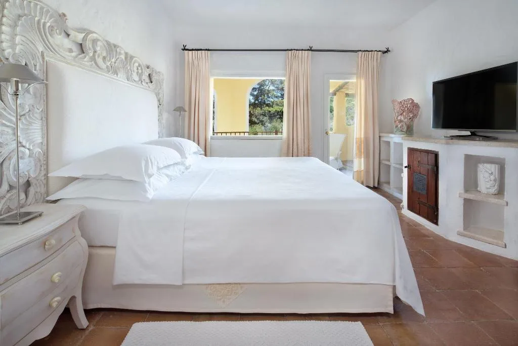 SUITE PREMIUM WITH VIEWS Room, Cervo, Olbia