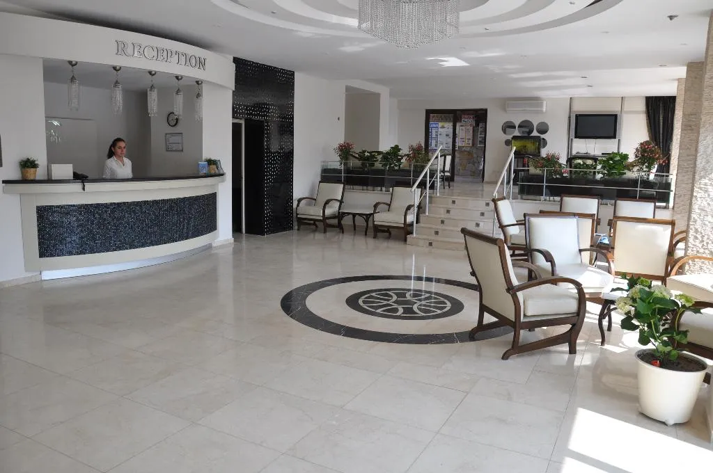 Lobby, Esat Otel Kusadasi, Izmir