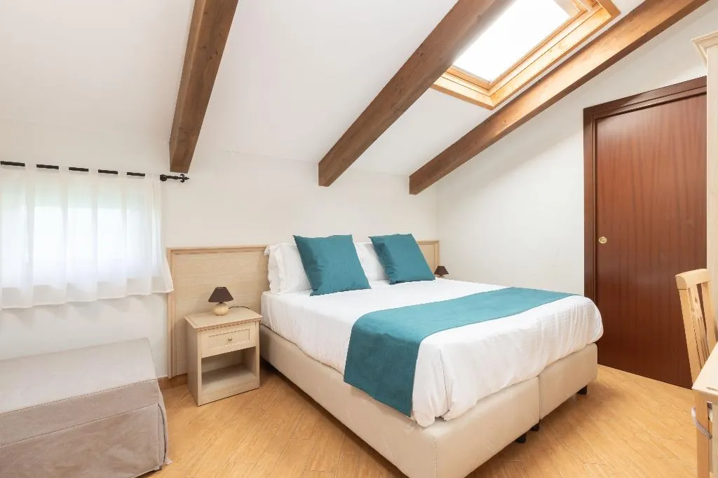 TRIPLE CLASSIC Room, Casale Antonietta, Naples
