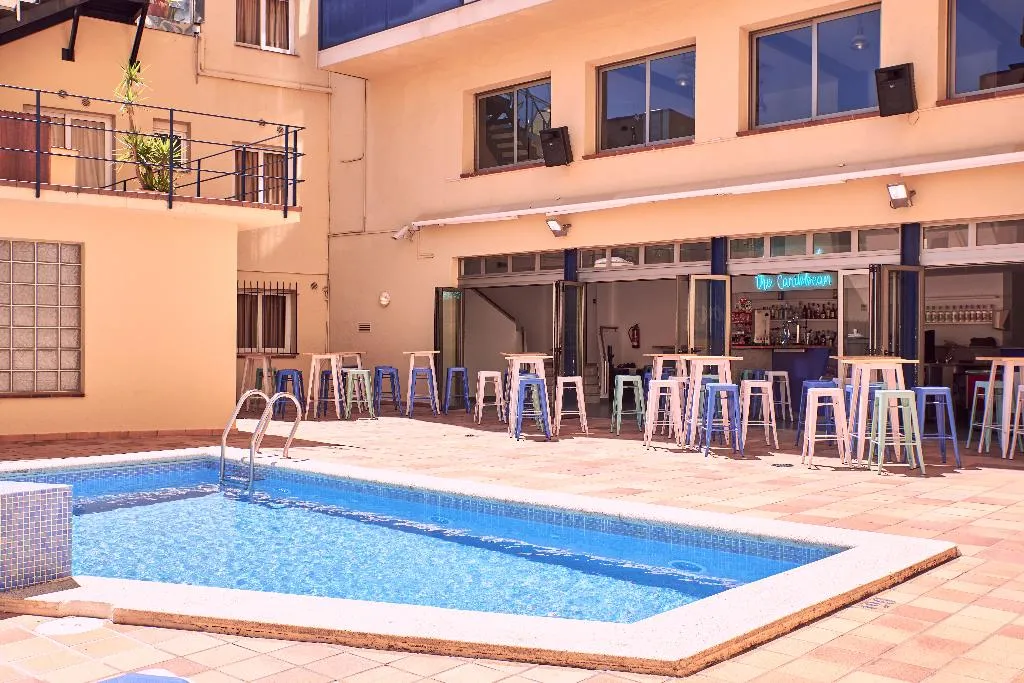 Pool, Checkin Caribe Youth Hotel, Costa Brava