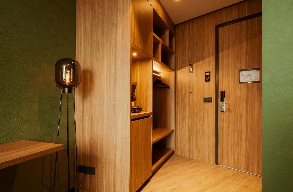 TWIN COMFORT Room, Van der Valk Hotel Amsterdam Zuidas, Amsterdam